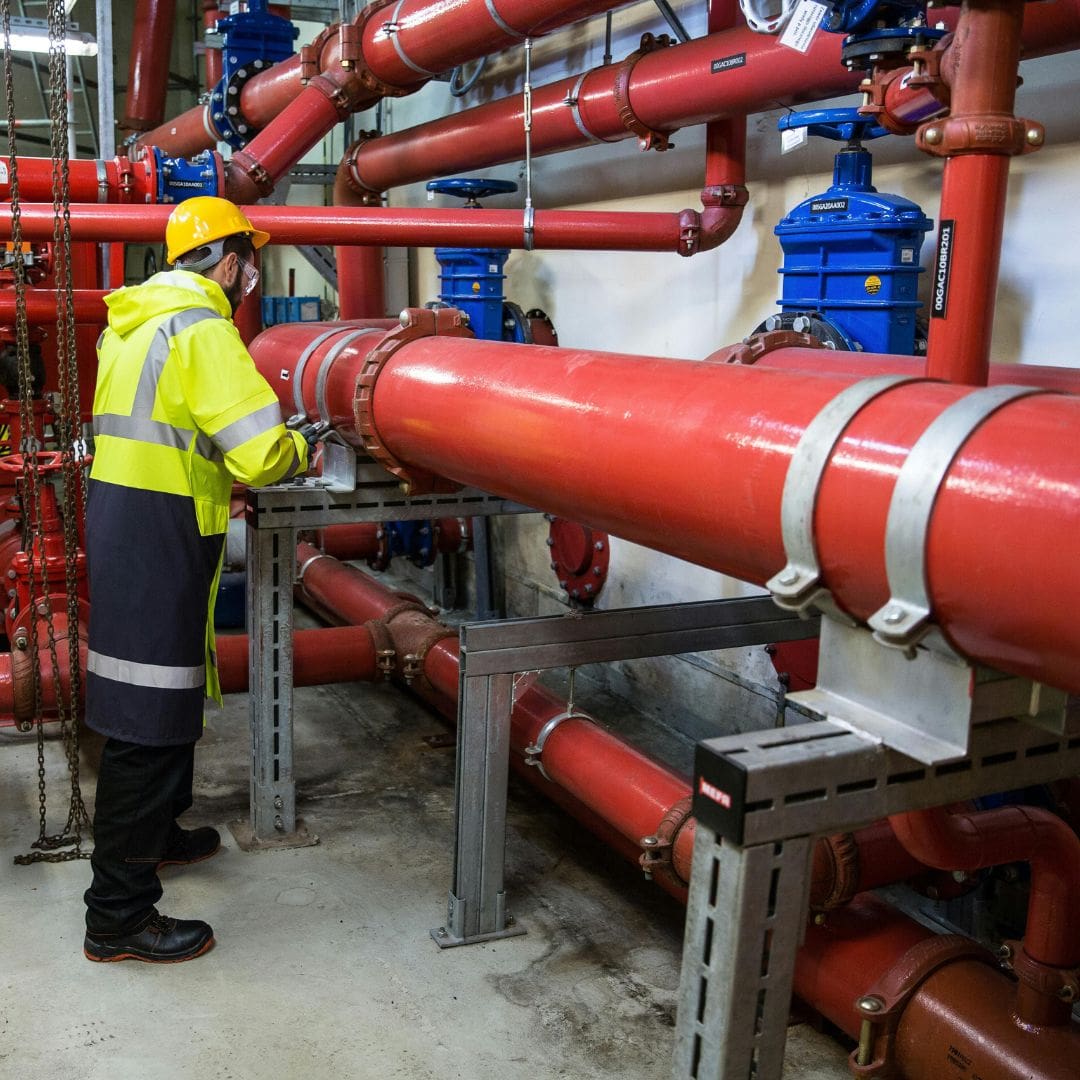 Service and maintenance (3)